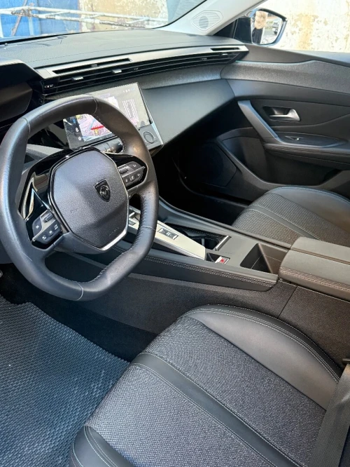 Peugeot 308 2023 Allure Pack