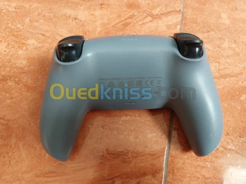 Manettes PS5 DualSense  Blanc  Noir  Violet  Platinium