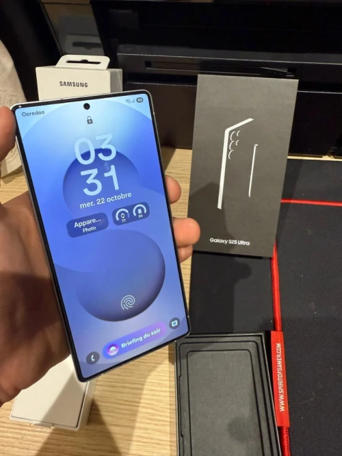 Samsung S25 utra avec watch 8 classic
