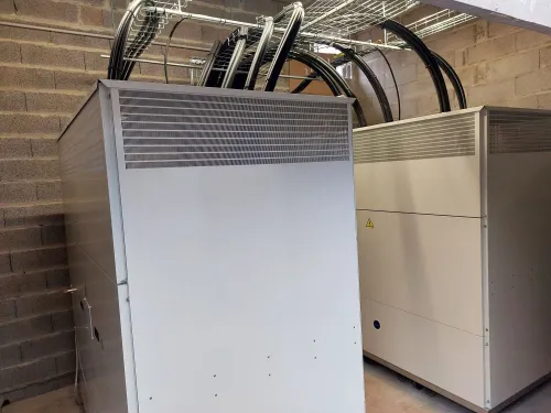 Câblage Armoires Électriques Industrielles & Panneaux de Commande