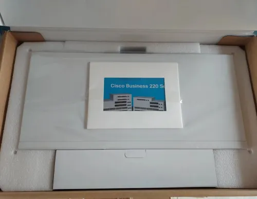 Switch Cisco CBS220-24T-4G Neuf