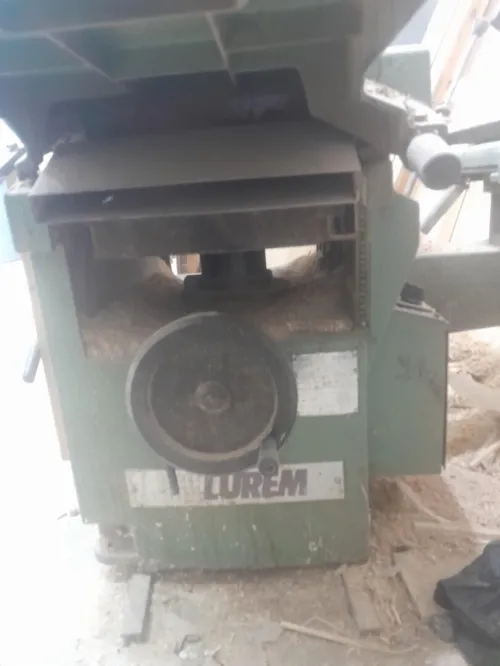 machine de menuiserie 