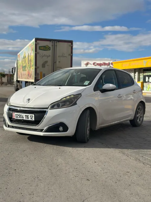 Peugeot 208 2016 Active Facelift
