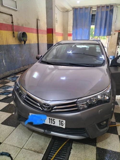Toyota Corolla 2015 Business