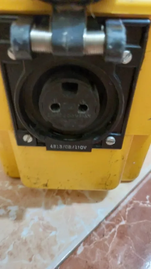 Transformateur pour machine (230v / 110v)