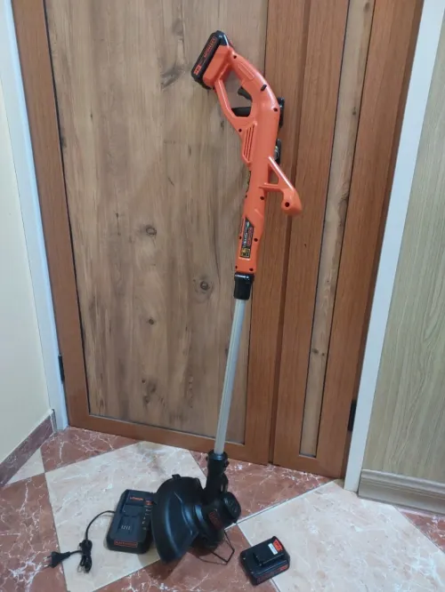 Debroussailleuse Black&Decker 18v