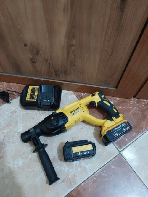 Perforateur Dewalt 18v 4Ah (Brushless)