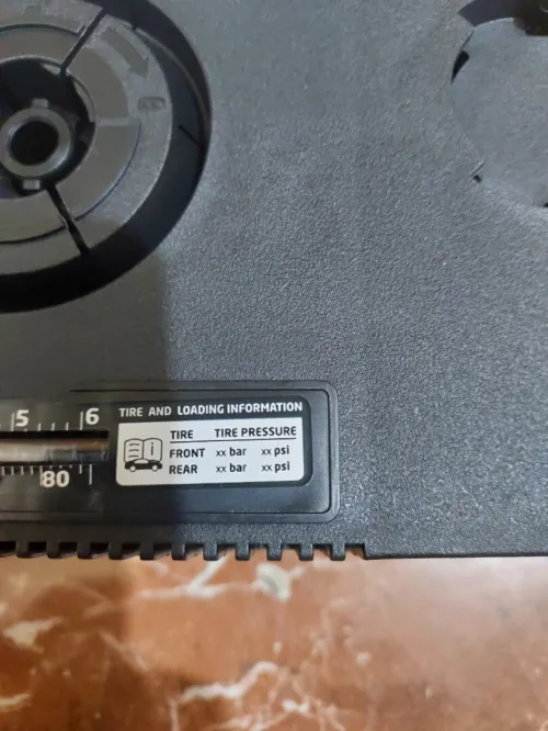 Mini compresseur pour voiture (Poland) - Original