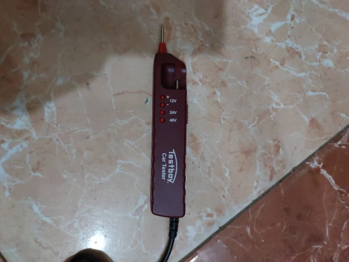 Car Voltage Tester