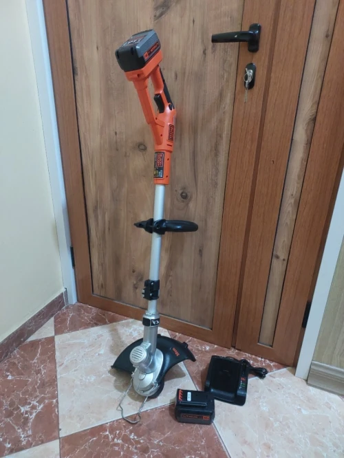 Debroussailleuse Black&Decker 36v
