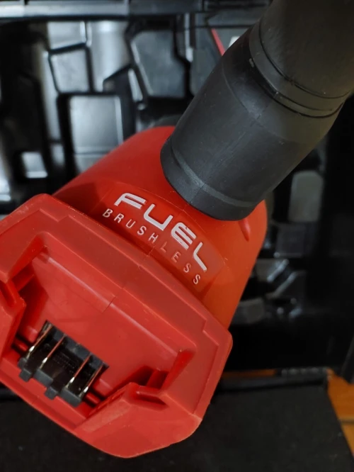 Malaxeur Milwaukee 18v