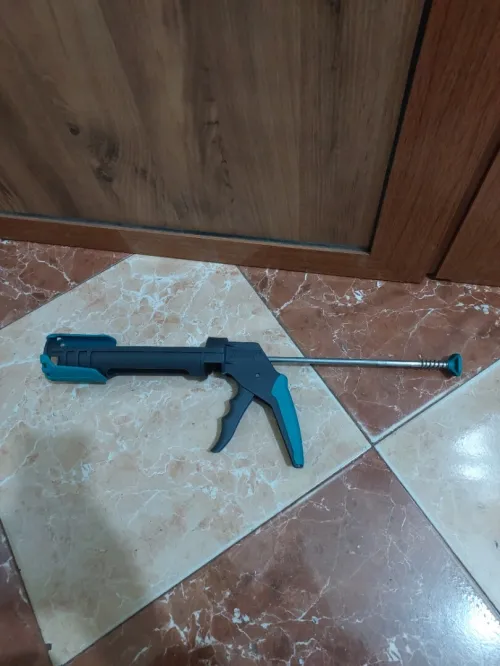 Pistolet à silicone WOLFCRAFT