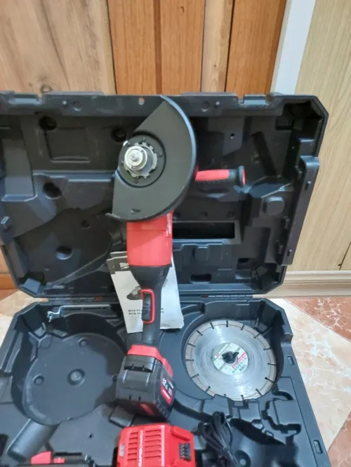 Meleuse Milwaukee 230mm 18v 12Ah (BL-2022)