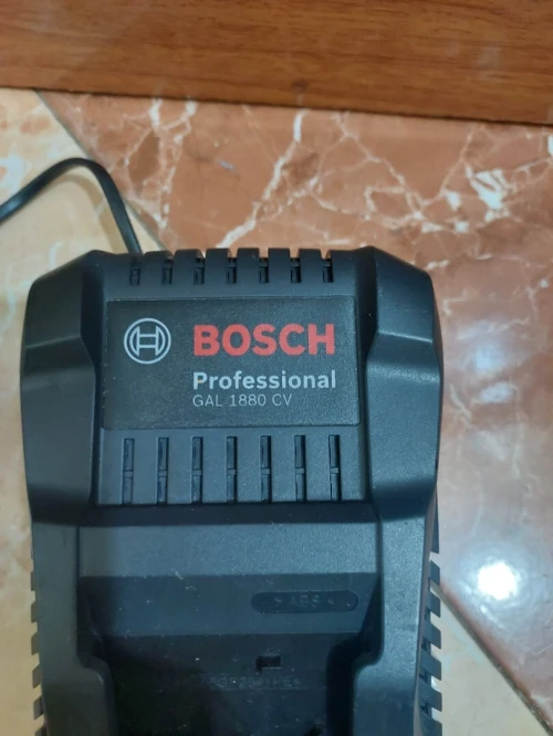 Chargeur rapide Bosch 18v