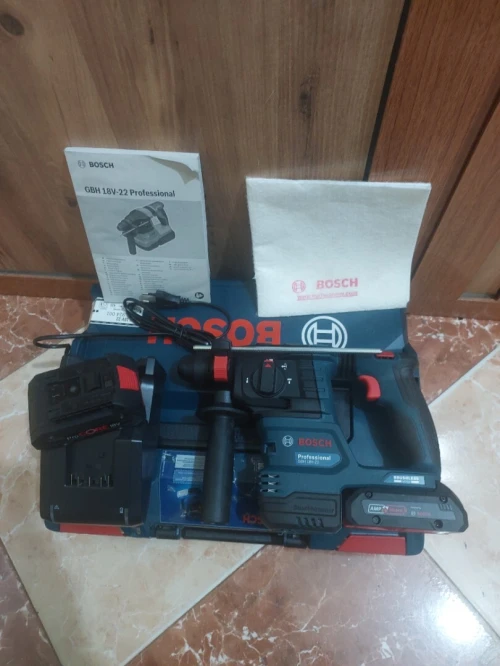Perforateur Bosch compact 18v 4Ah PROCORE (BL-2024)