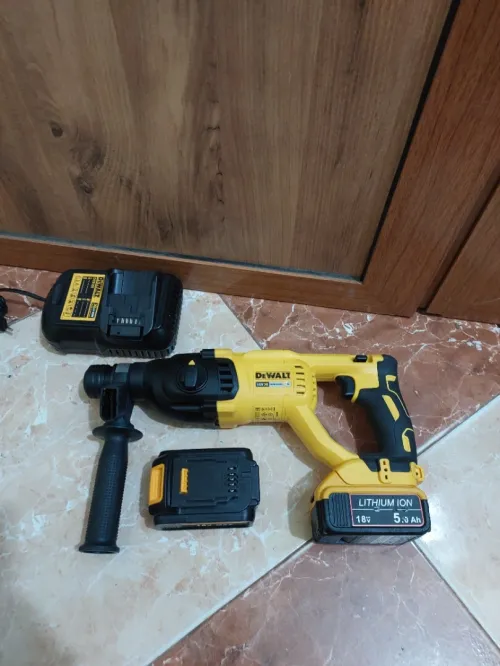 Perforateur Dewalt 18v 4Ah (Brushless)