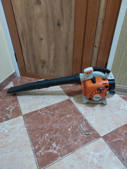 Souffleur Stihl BG 86 (Germany)