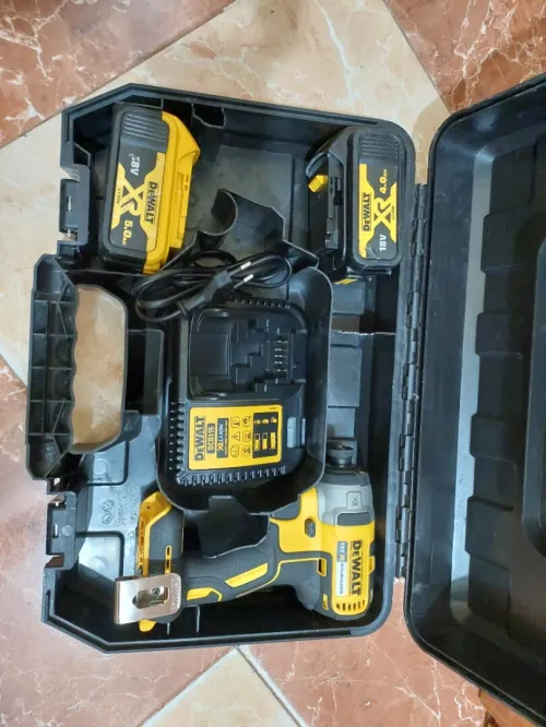 Visseuse à choc Dewalt 18v 5Ah (Brushless)
