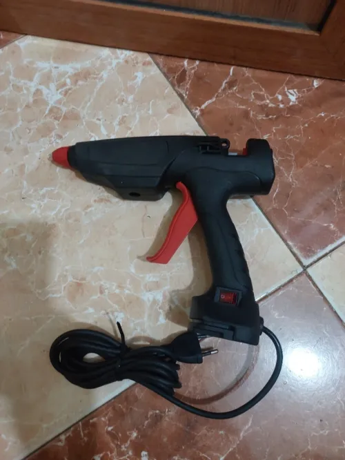 Pistolet à colle