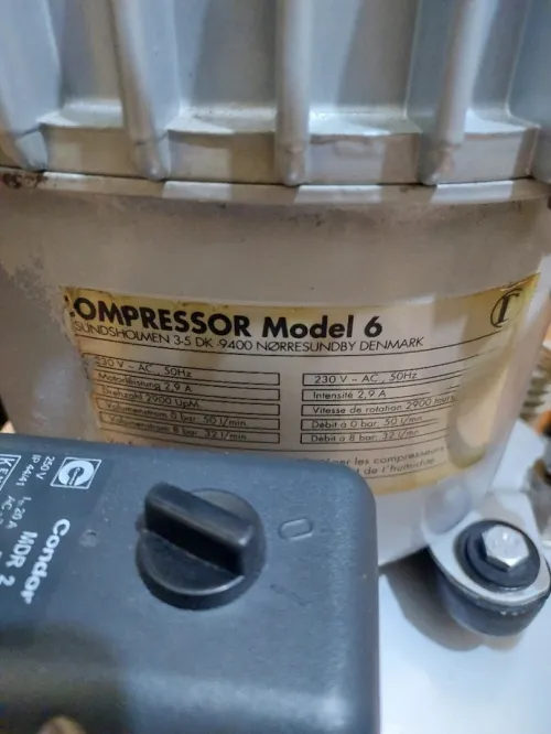Compresseur JUN-AIR 6-25