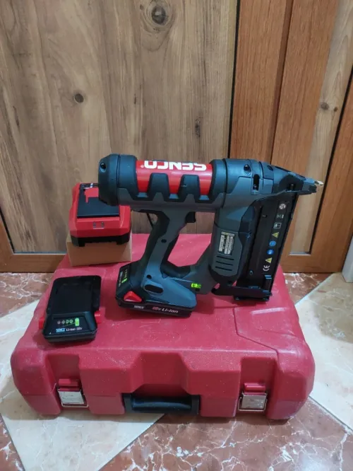 Cloueure de finition SENCO 18v