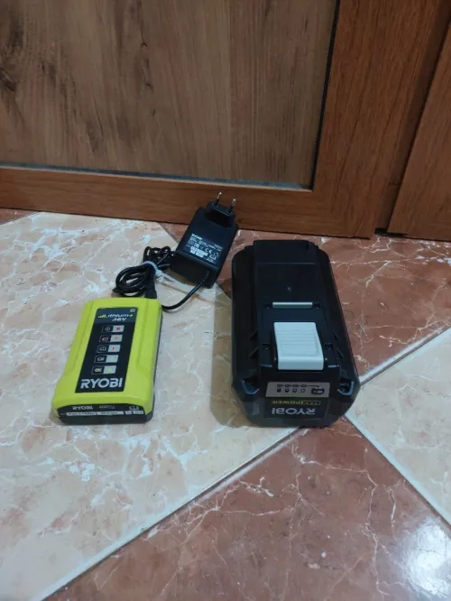Batterie Ryobi MAX POWER 36v 5Ah + chargeur