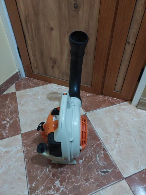Souffleur Stihl SH 56 C (Germany)