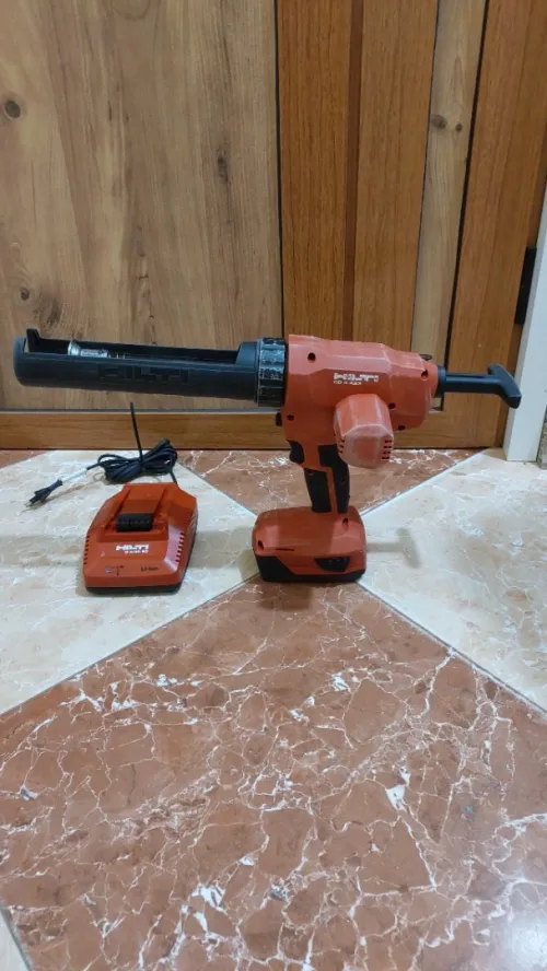 PINCE D'INJECTION DE CALFEUTRAGE SANS FIL Hilti CD 4-A22