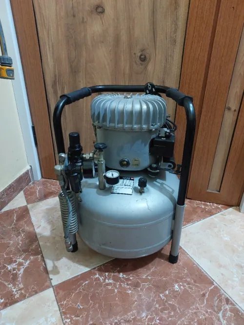 Compresseur JUN-AIR 6-25