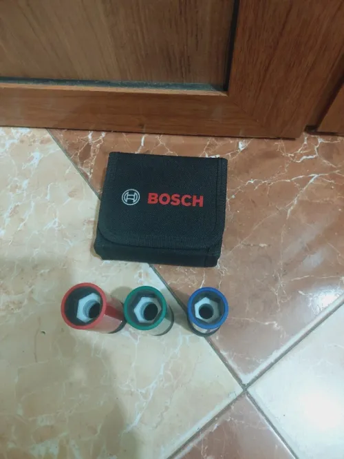 Douille a choc Bosch spécial jantes alu
