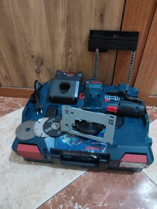 Scie circulaire Bosch 12v