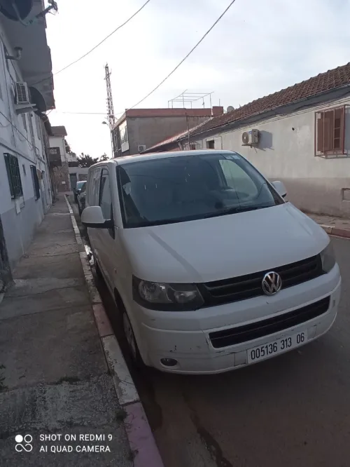 Volkswagen T5 2013