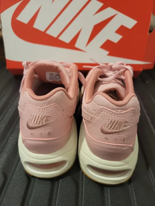Nike Air Max toop