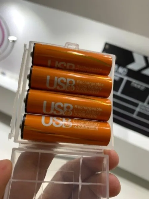 Pack de 4 piles rechargeables USB Type-C AA 2200mAh