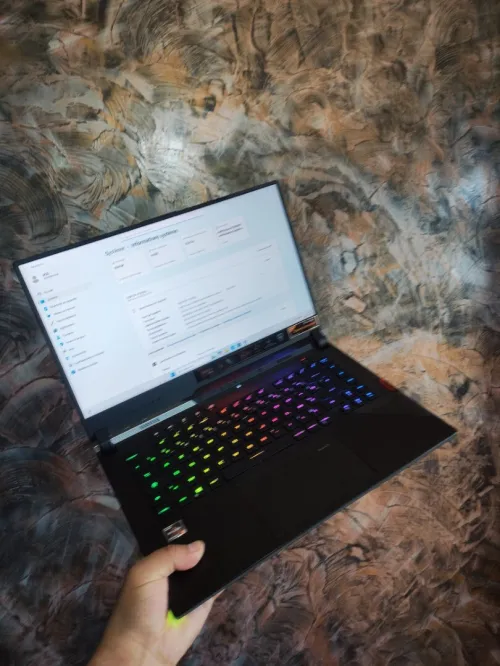 Asus rog strix scar