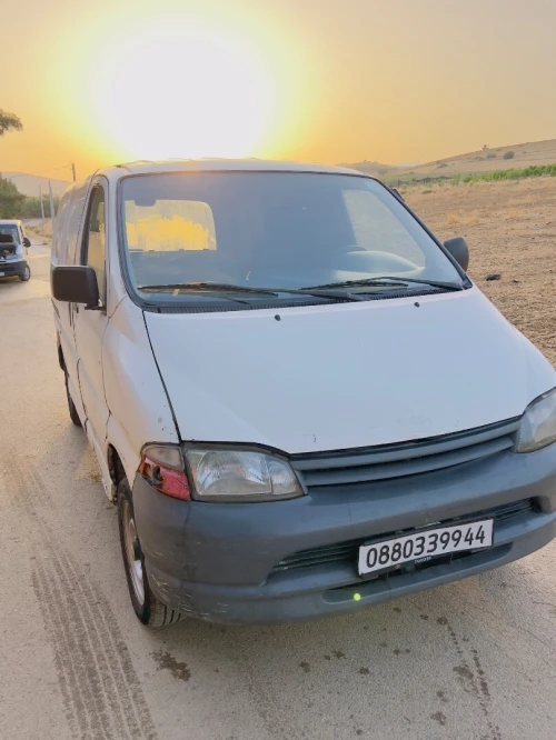Toyota Forgon 1999