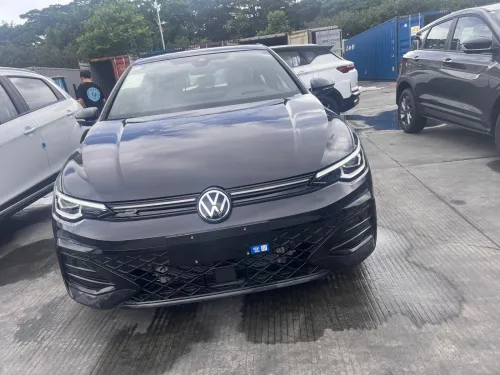 Volkswagen Golf 8 2025 R Black Edition 