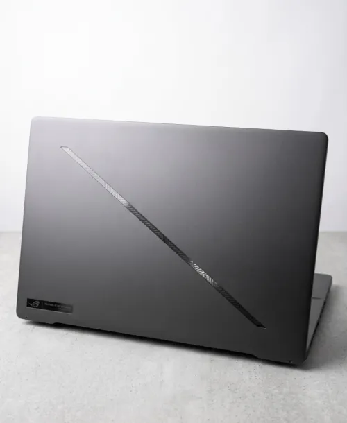 ASUS Zephyrus G16 (OLED 240Hz) | Ultra 9 + RTX 4070 | Neuf 10/10