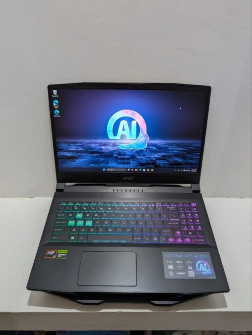 MSI Katana A15 AI | Ryzen 9 8945HS | RTX 4070 8GB | 16GB DDR5