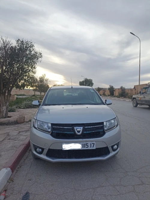Dacia Logan 2015 