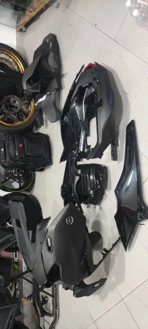 Yamaha kawasaki suzuki bmw