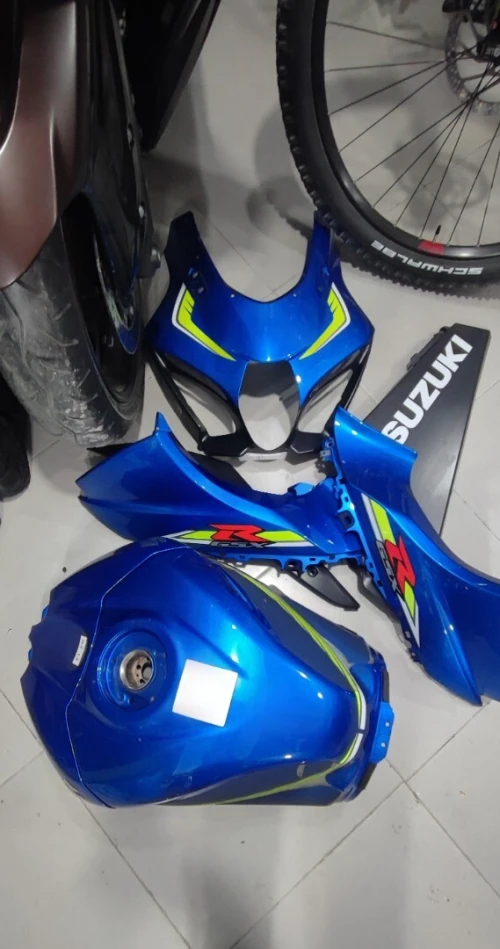 Yamaha kawasaki suzuki bmw