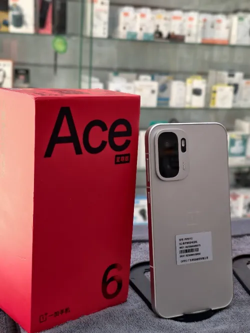 ONEPLUS ACE 6 ULTRA