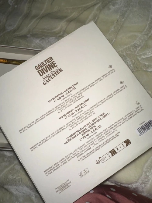Coffret "eau de parfum" DIVINE jeans paul GAULTIER