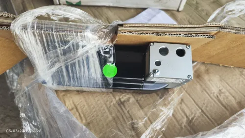 Servo moteur Schneider ILS1F852S1449