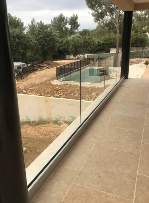 Vitrine et façade en VERRE SECURITE