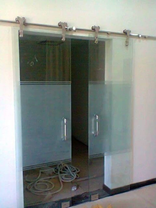 Vitrine et façade en VERRE SECURITE