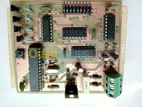 تصميم وصناعة اللوحات المطبوعة PCB