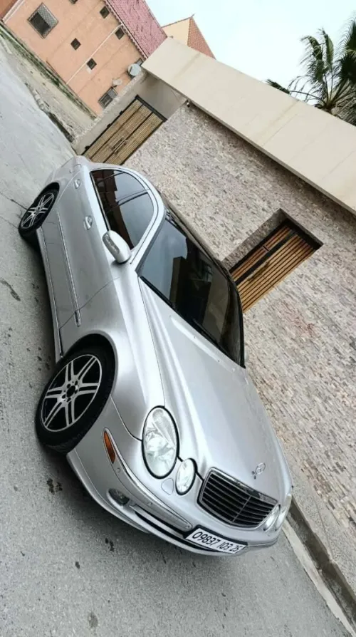 Mercedes Avantgarde 2003 E 350