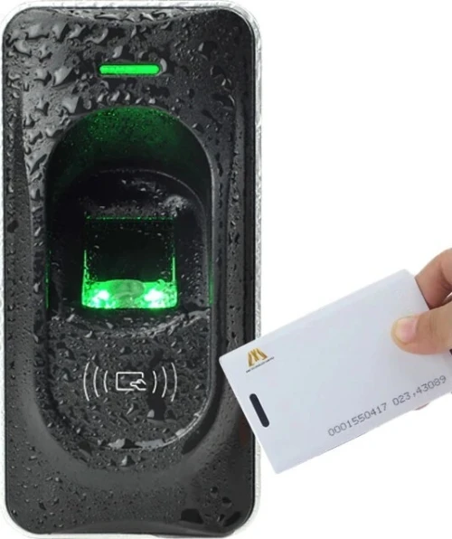 Carte PVC vierge et Badge Professionnel Gros et Details